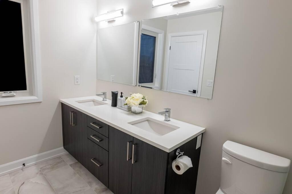 Ferienwohnung Luxury Niagara 3 Bdr Townhouse /Garage Exterior foto
